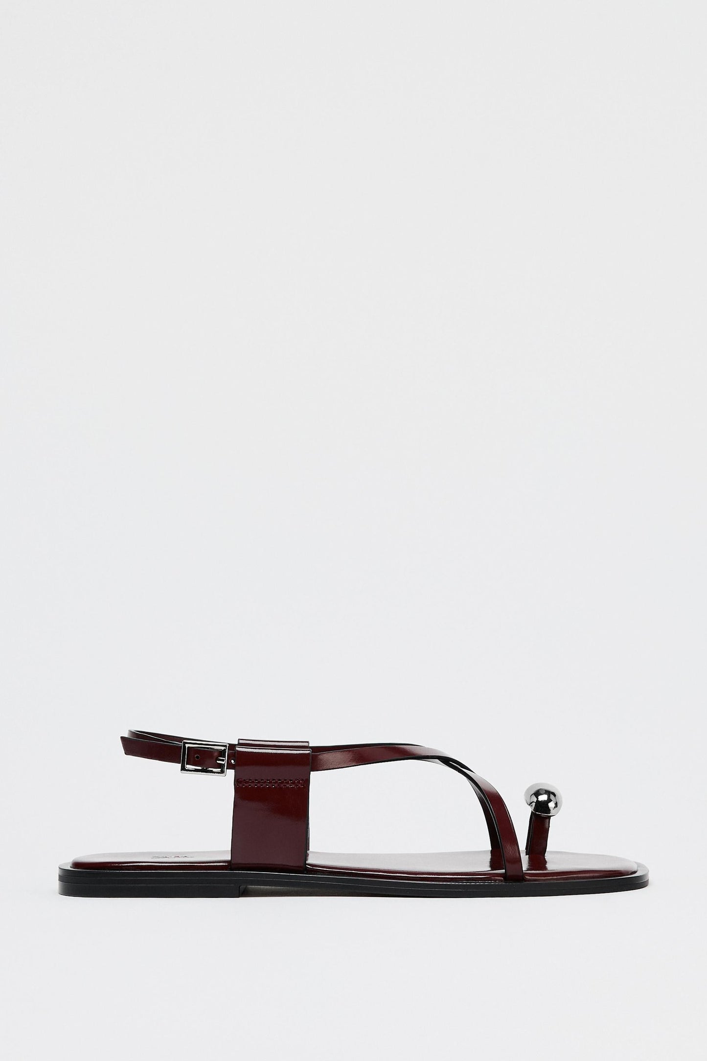 Minimalistische dames sandalen met metallic detail – Liora