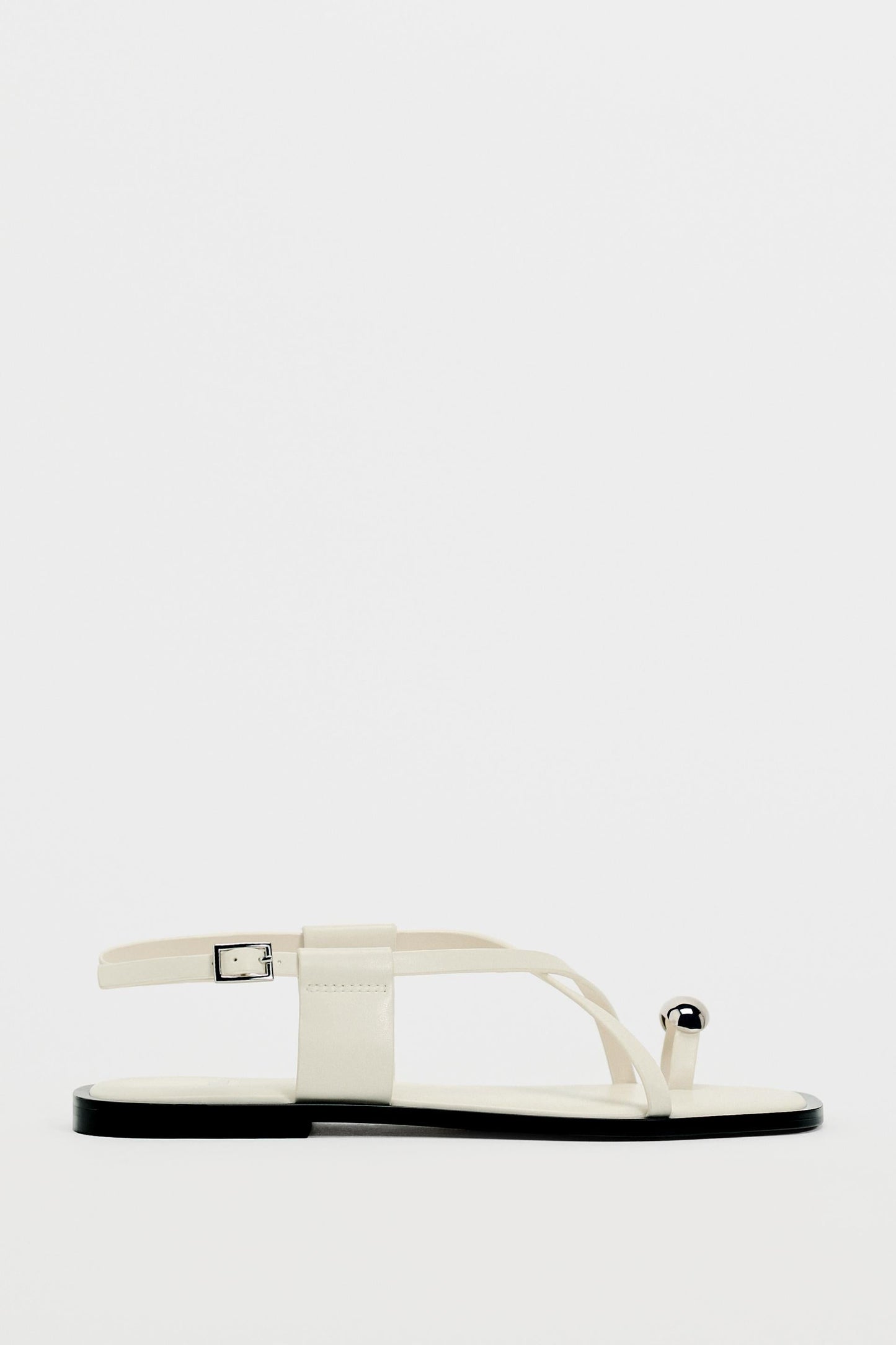 Minimalistische dames sandalen met metallic detail – Liora
