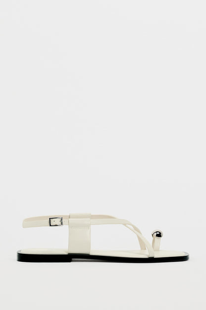 Minimalistische dames sandalen met metallic detail – Liora