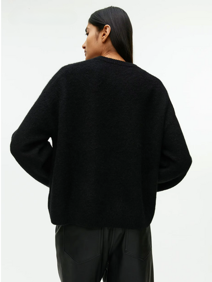 Zachte oversized trui met O-hals voor dames – Noa