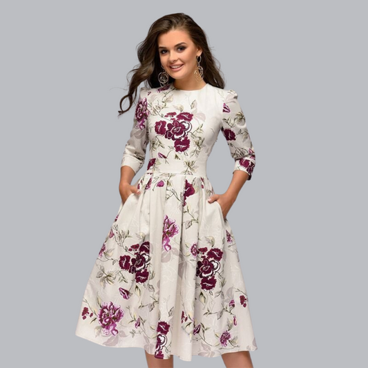 Romantische bloemenjurk met elegante pasvorm – Elodie