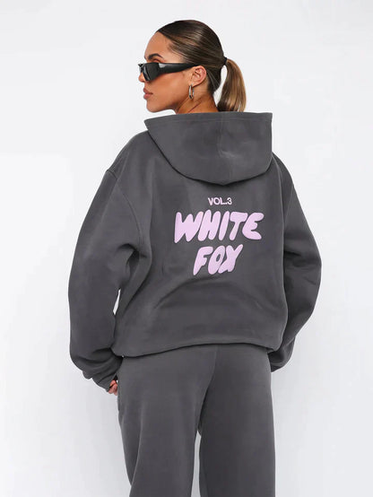 Getailleerd dames trainingspak met hoodie – Lianne