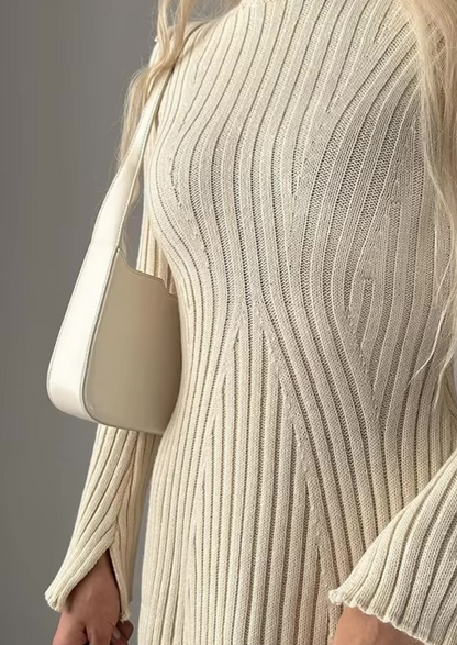 Gebreide mini jurk met uitlopende mouwen dames – Mila