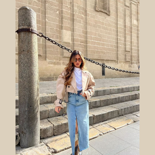 Korte trenchcoat voor dames in lichtgewicht stof – Eliza