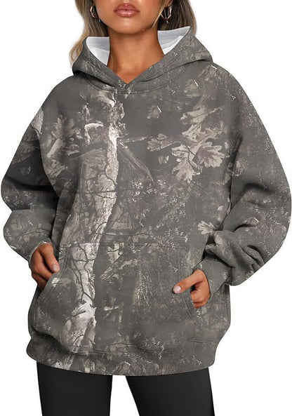 Oversized camouflage hoodie met kangoeroezak – River