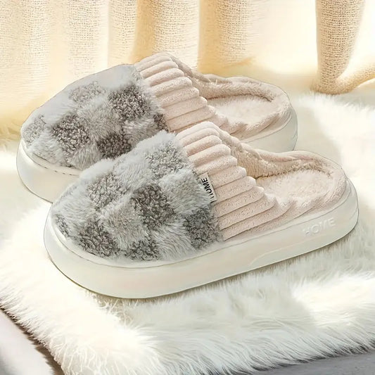 Geruite fluffy pantoffels met pluche voering – Lina
