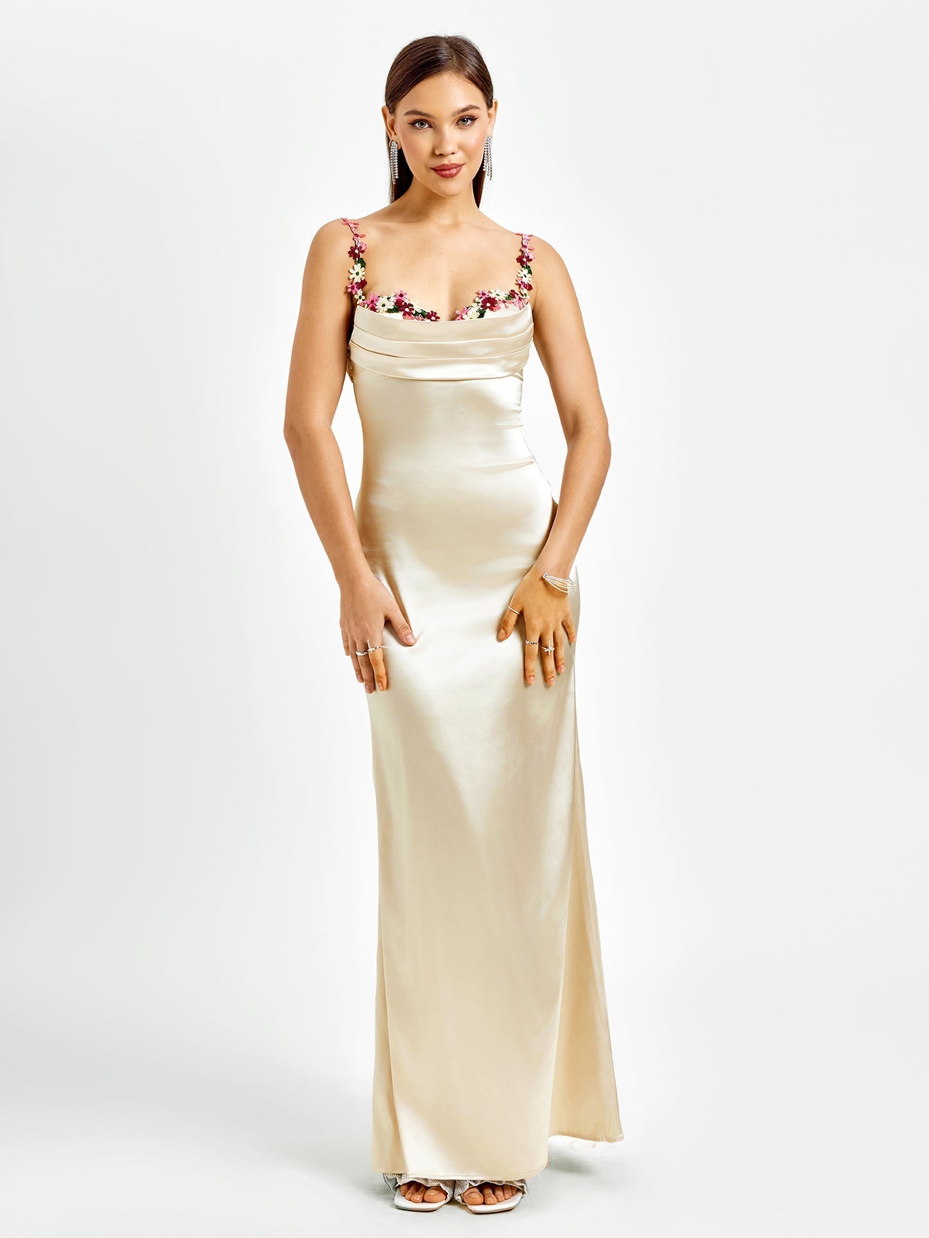 Satijnen maxi jurk met bloemenbandjes en drapering – Fiorella