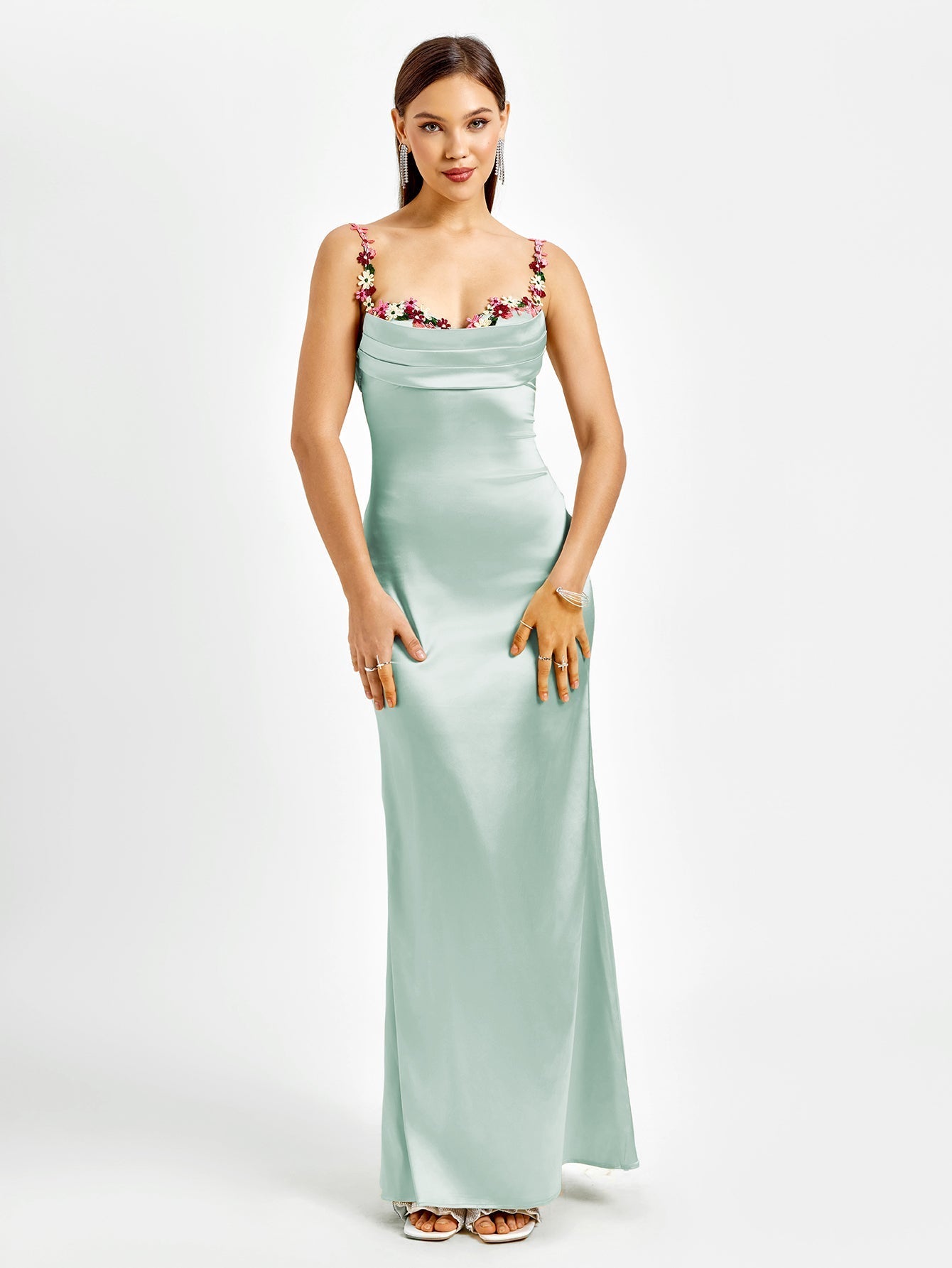 Satijnen maxi jurk met bloemenbandjes en drapering – Fiorella