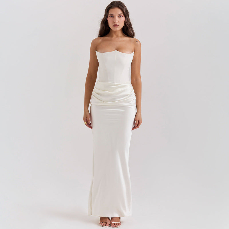 Strapless satijnen avondjurk met drapering – Amina