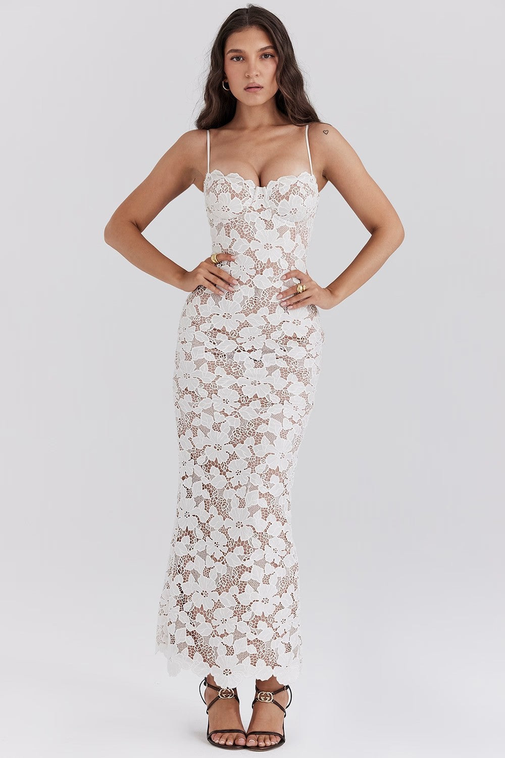 Luxe kanten maxi jurk met bloemenmotief – Leyla