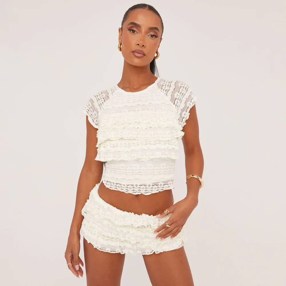 Kanten co-ord set met ruches en short – Amelise