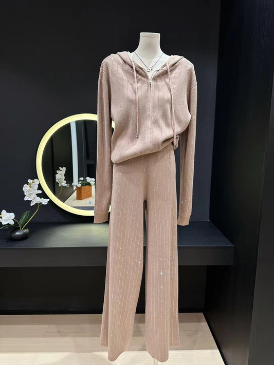 Rekbare dames set met kristallen details en glans – Veloura