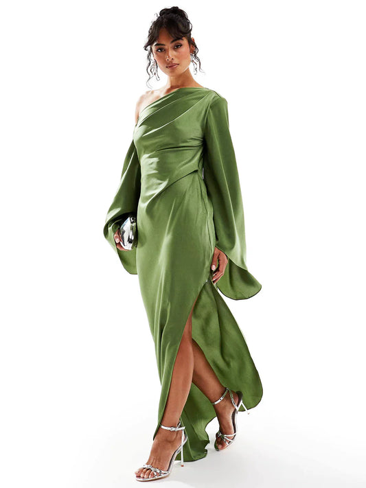 Satijnen one-shoulder maxi jurk in groen – Lara