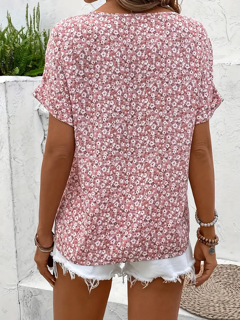 Luchtige damesblouse met bloemenprint en losse pasvorm – Mirelia