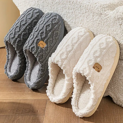 Zachte pluche damespantoffels voor ultiem comfort – Zara