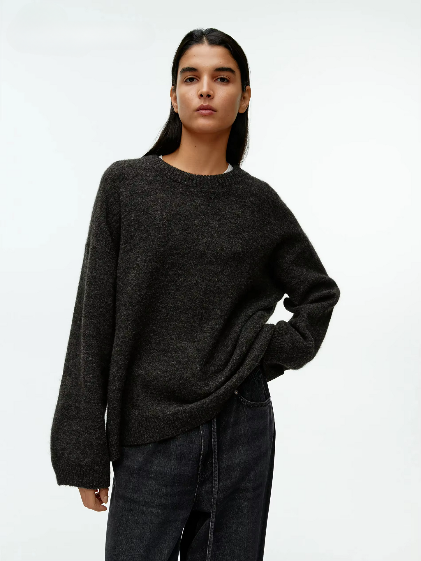 Zachte oversized trui met O-hals voor dames – Noa
