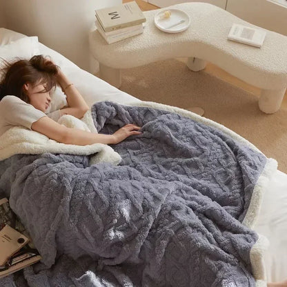 Warme en Zachte Winterdeken van Lamswol en Fleece voor Ultiem Comfort – SnuggleLux