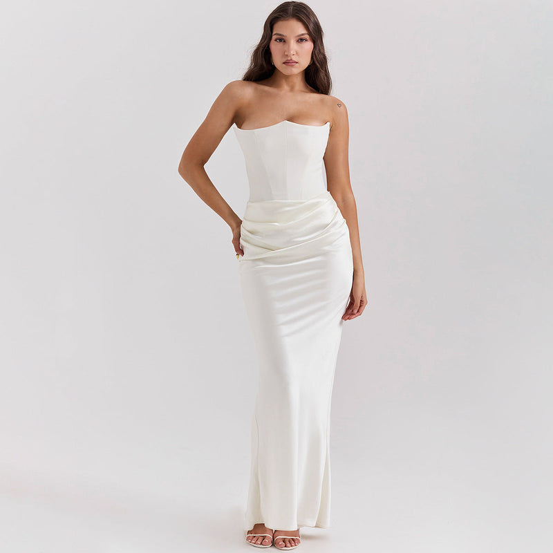 Strapless satijnen avondjurk met drapering – Amina
