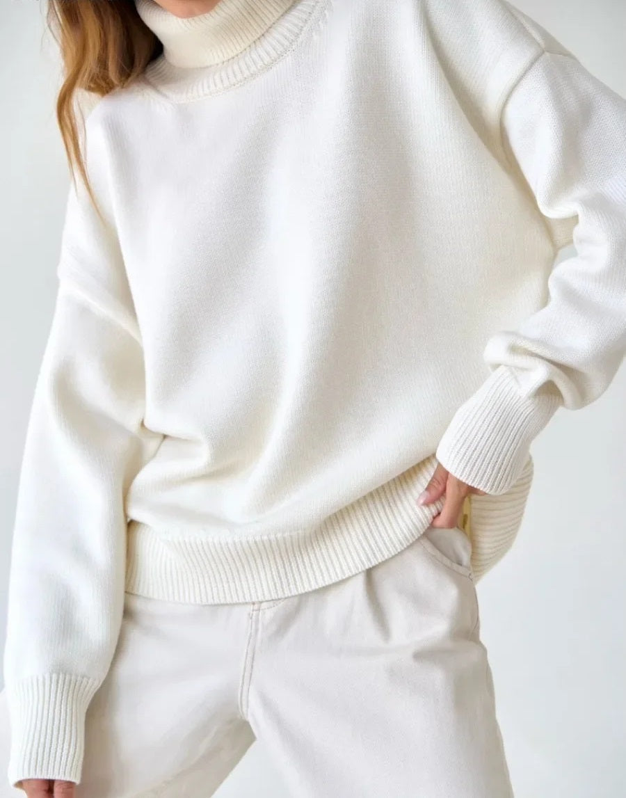 Warme wol coltrui met elegante pasvorm – Mila
