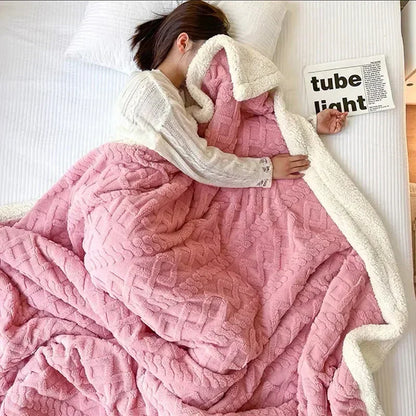 Warme en Zachte Winterdeken van Lamswol en Fleece voor Ultiem Comfort – SnuggleLux