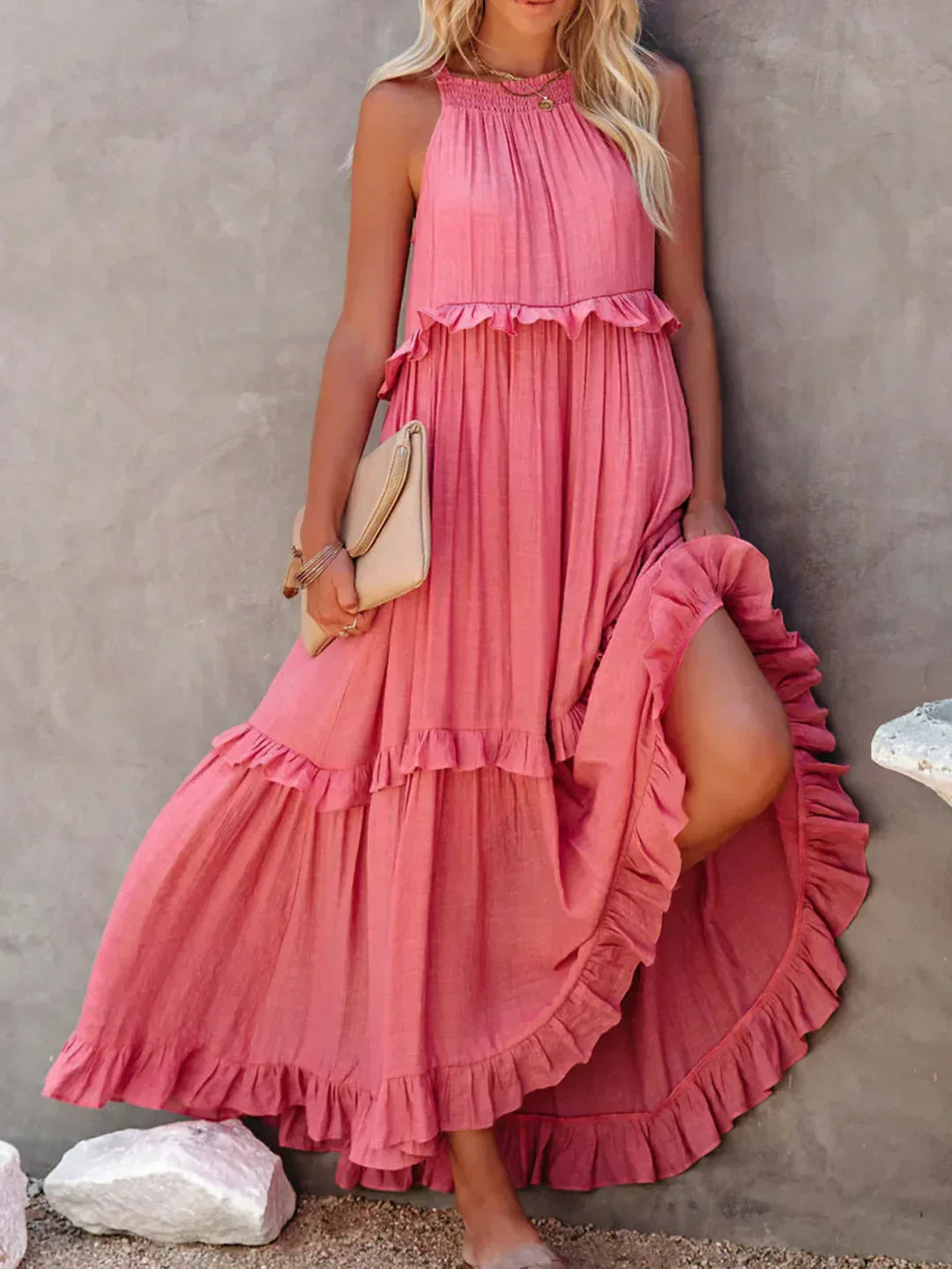 Maxi Halterjurk met Ruffles en Elegante Pasvorm – Sarah