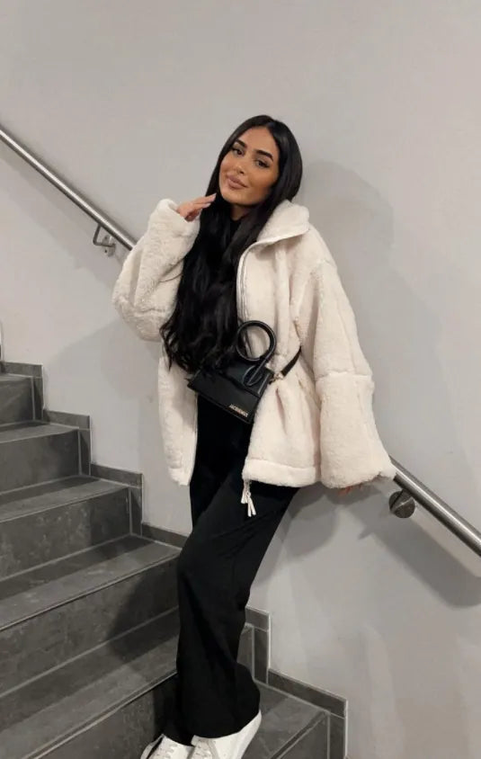 Kort teddyvest voor warmte en stijl – Mila