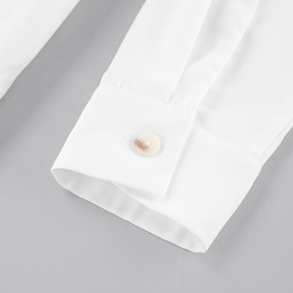 Witte shirtjurk romper met knopen en riem – Laura