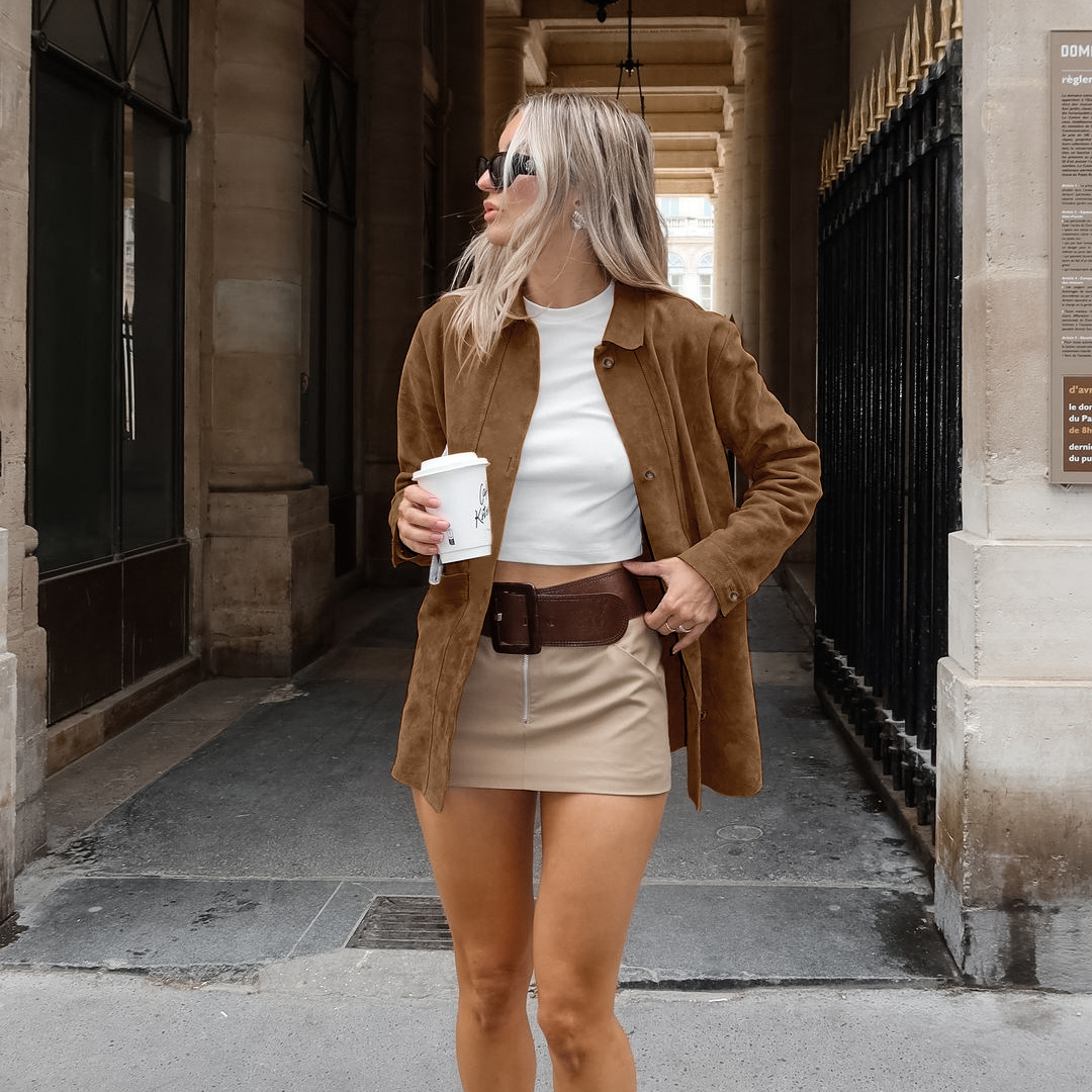 Oversized suède kraagjas met relaxte pasvorm – Mila