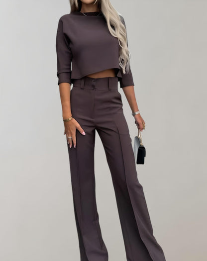 Trendy Zomerset met Korte Mouwen en Wijde Broek – Eva