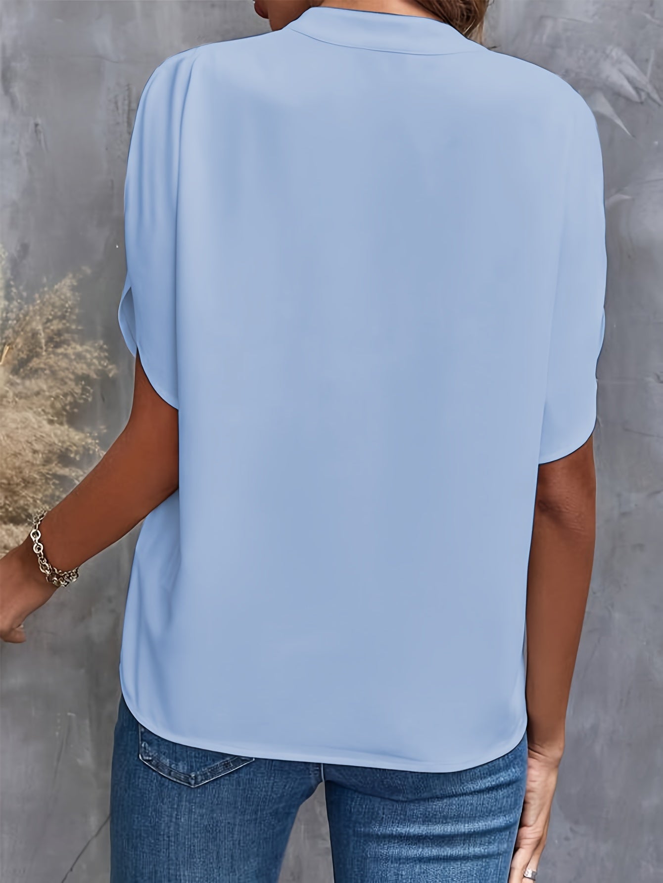 Chiffon Blouse met V-hals en Lange Mouwen – Lisa
