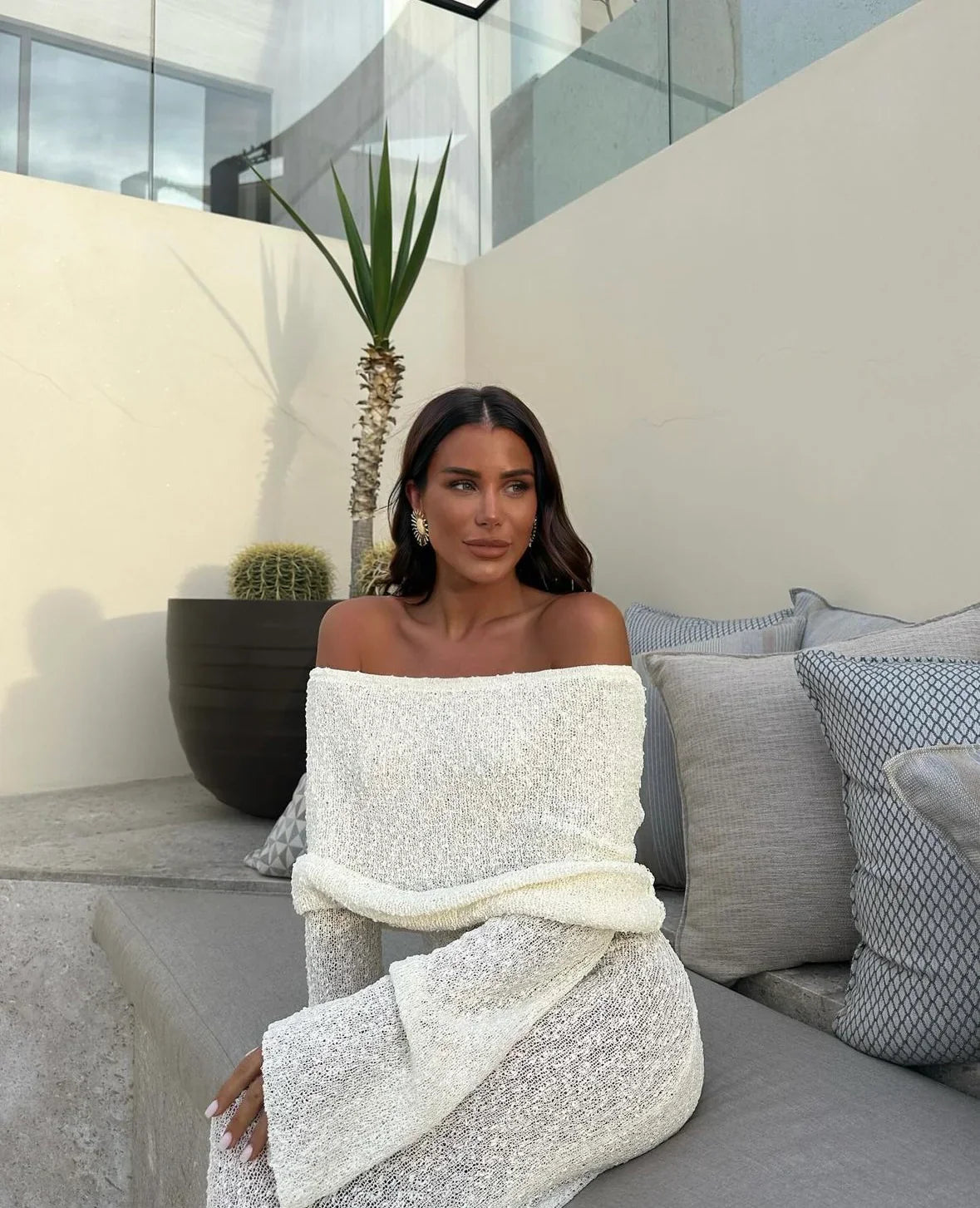 Off shoulder maxi jurk bouclé met flared mouwen – Noelle
