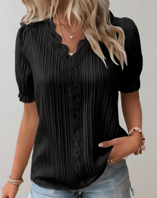 Top Met Pofmouwen En Kanten Details – Emma