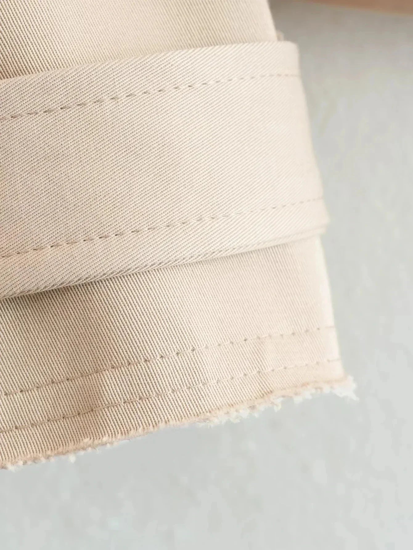 Stijlvolle cropped trenchcoat voor dames – Evelien