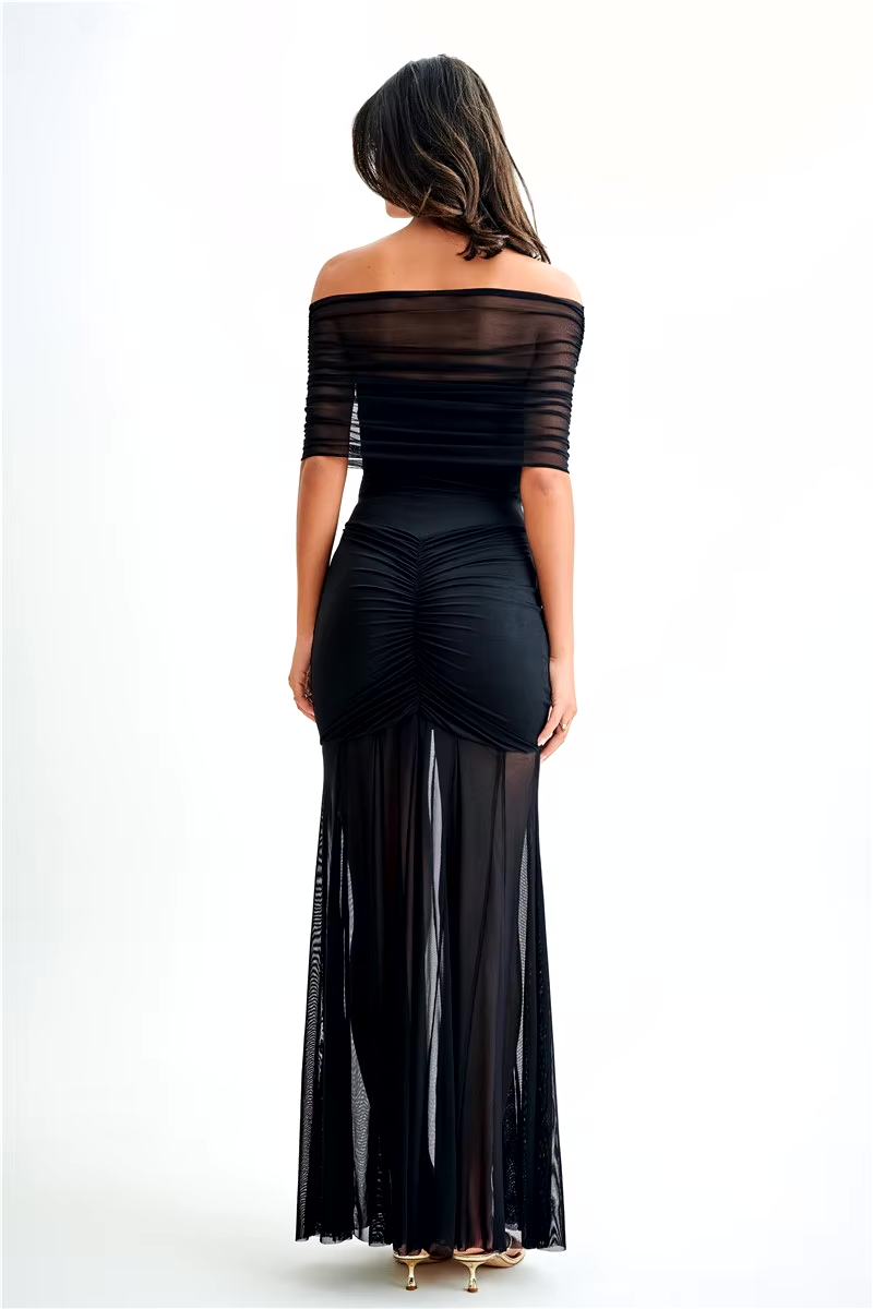 Off shoulder maxi jurk met mesh overlay en ruches – Seraphine