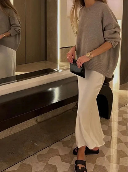 Satijnen damesrok met hoge taille en glans – Aurine