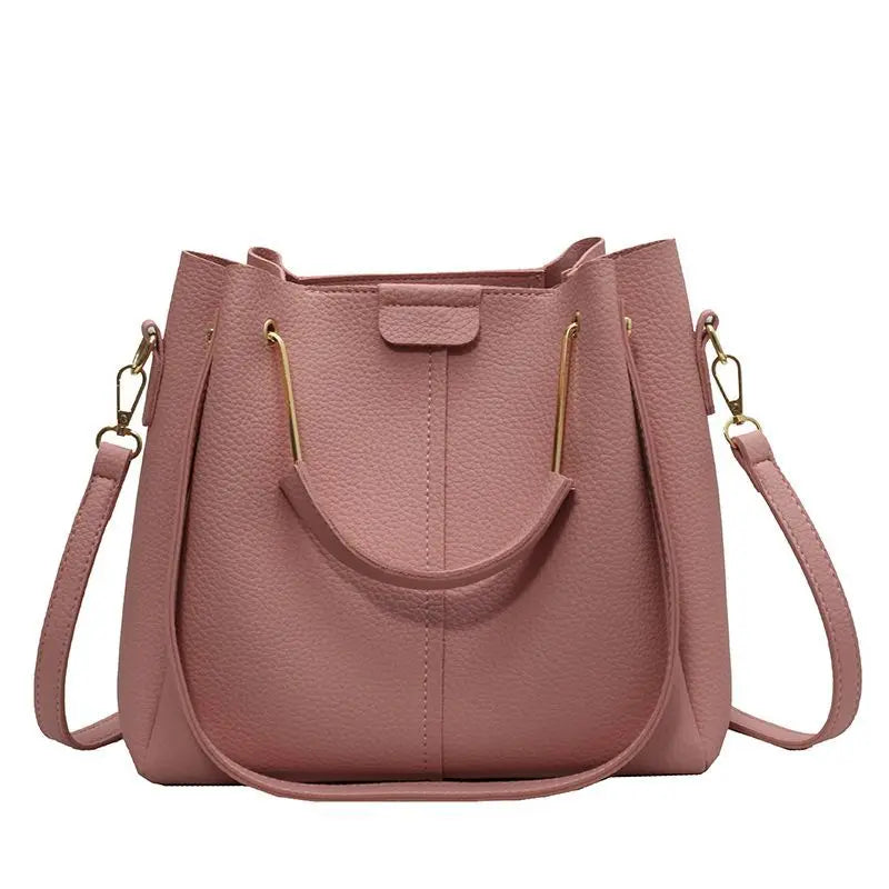Elegante vegan tote bag met gouden details – Marelia