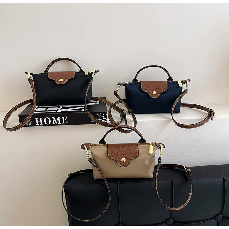 Mini schoudertas met luxe details voor dames – Yelina