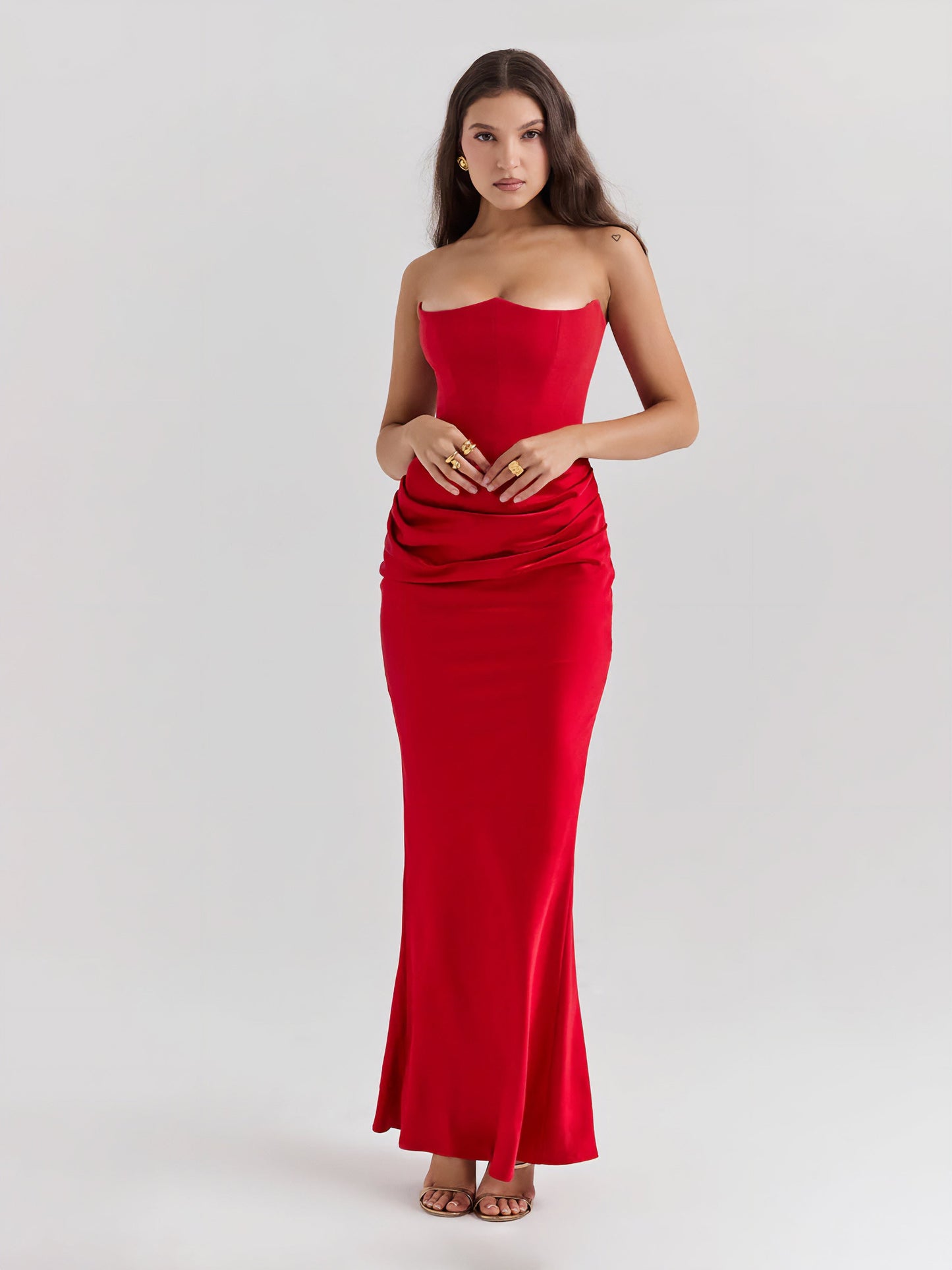 Strapless satijnen maxi-jurk met drapering – Rosalind