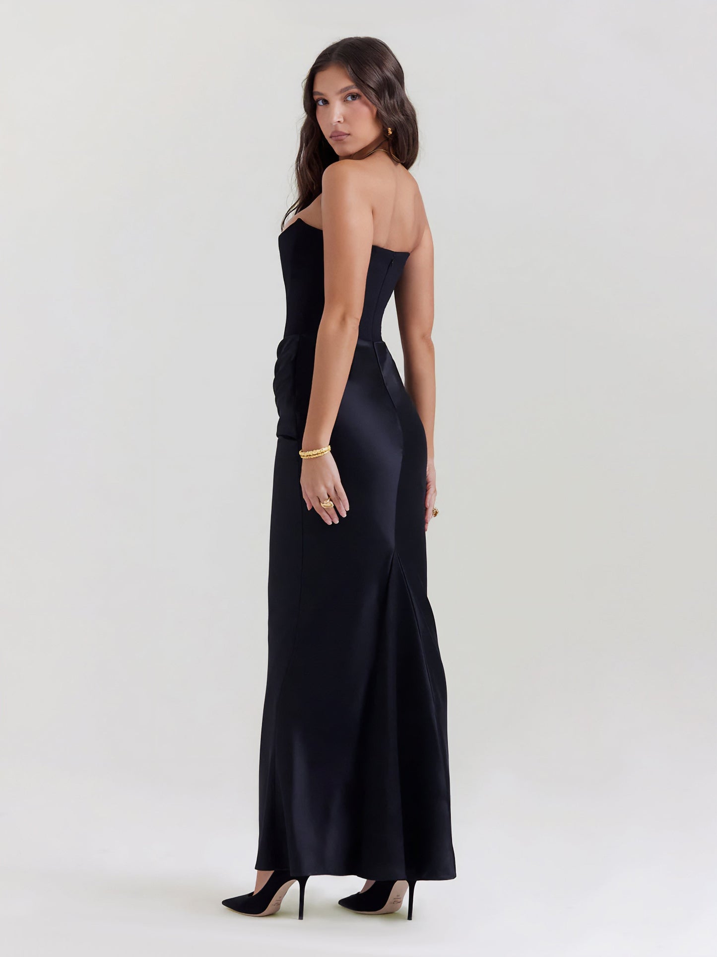 Strapless satijnen maxi-jurk met drapering – Rosalind