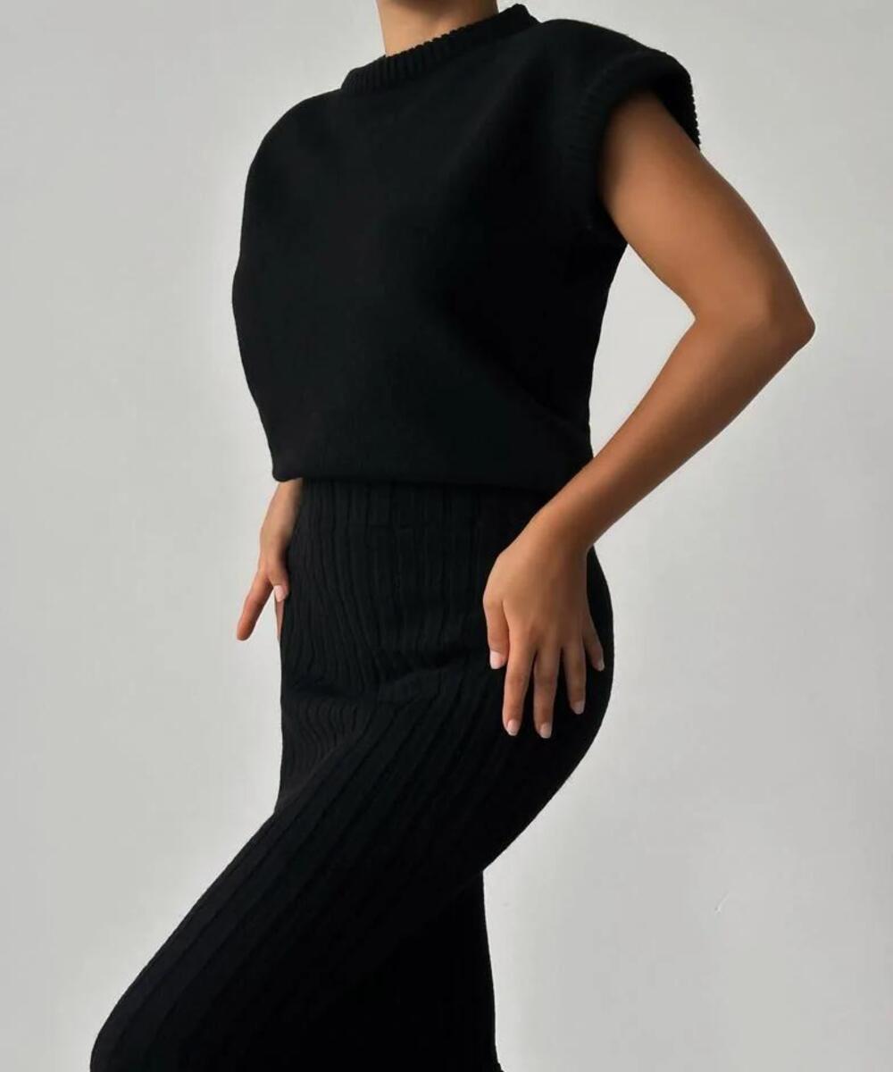 Ribgebreide top en midi-rok set voor dames – Elara