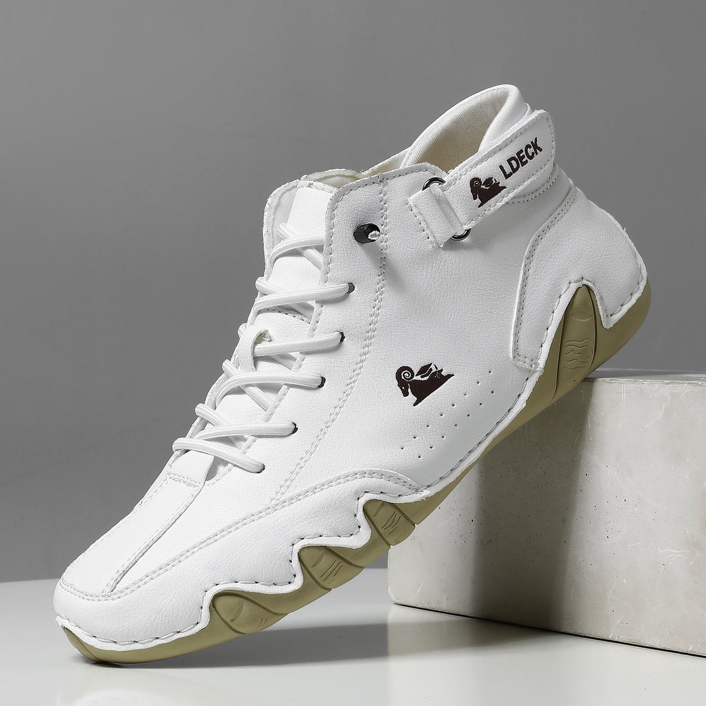 Comfortabele en stijlvolle schoenen voor dagelijks gebruik – Alexander