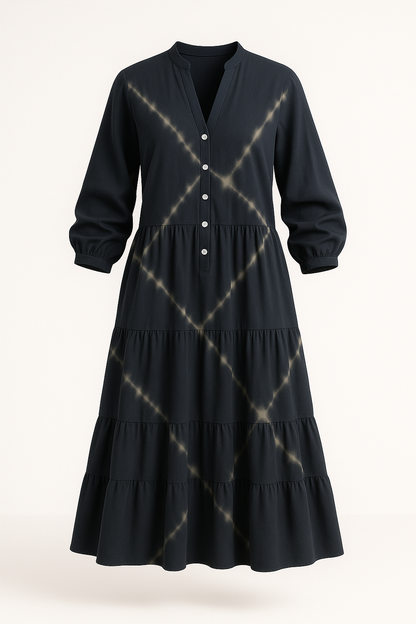 Maxi damesjurk met V-hals en bohemien streeppatroon – Evelina