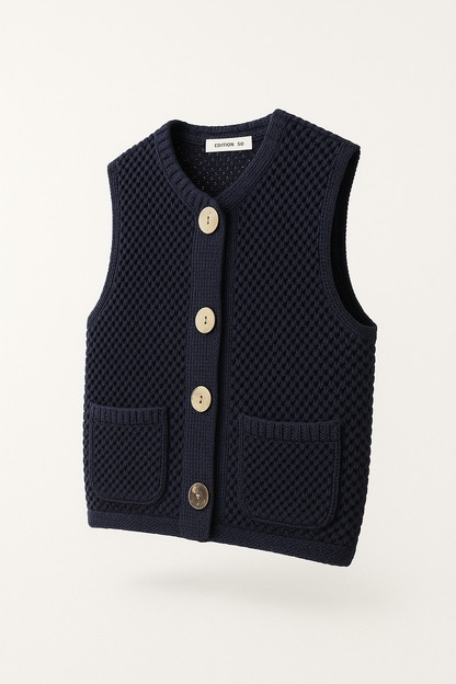 Mouwloos Gebreid Zomervest met Knoopjes – Livana