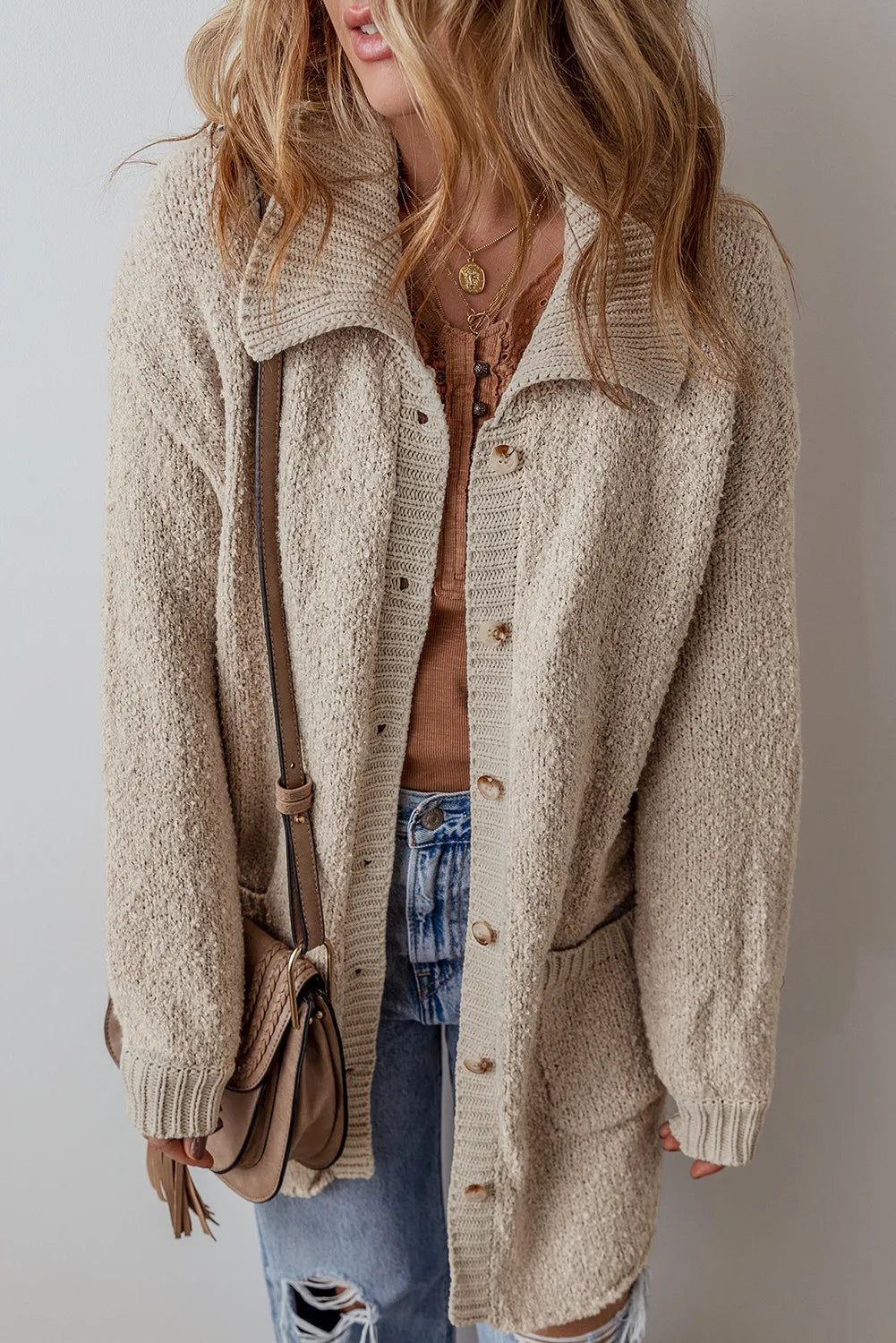 Stijlvolle dames cardigan met lange mouwen en knoopsluiting – Olivia