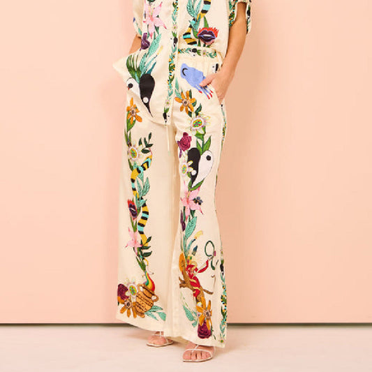 Satijnen bloemen set met los shirt en wijde broek – Hana