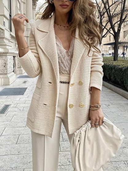 Stijlvolle lange blazer met gouden knopen – Victoria