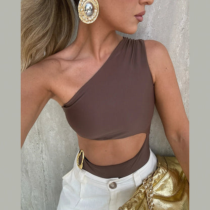 Badpak One Shoulder Goud Detail Luxe Pasvorm – Sylorra