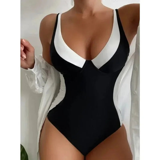 Strak Bodycon Badpak voor Elegante Strandlook – Emma