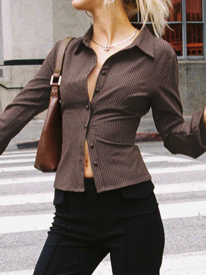 Vintage damesblouse met elegante knopen – Olivia
