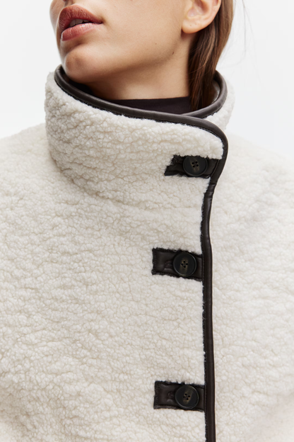 Sherpa Winterjas voor Dames met Contrasterende Biezen – Livora